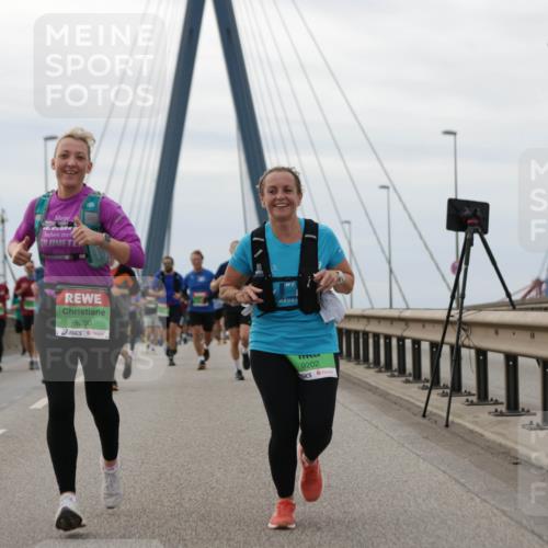 03.10.2025 - Köhlbrandbrückenlauf Jannik Wohlers http://msf.ph/oto/9145920 03.10.2025 15:47:46 Position 1 9200, 9202 meine-sportfotos.de