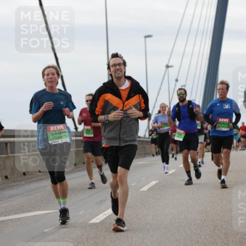 03.10.2025 - Köhlbrandbrückenlauf Jannik Wohlers http://msf.ph/oto/9145962 03.10.2025 15:47:49 Position 1 7844, 9169 meine-sportfotos.de