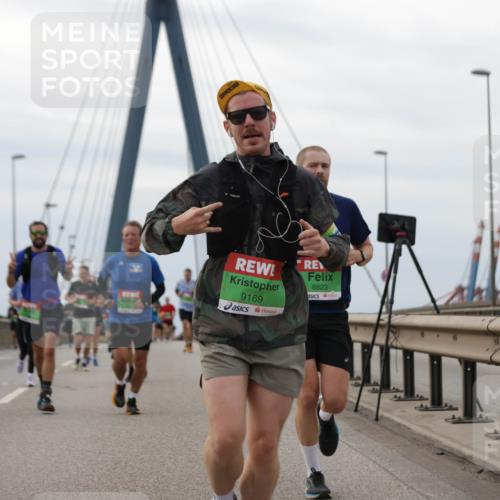 03.10.2025 - Köhlbrandbrückenlauf Jannik Wohlers http://msf.ph/oto/9145972 03.10.2025 15:47:50 Position 1 9169, 8823 meine-sportfotos.de