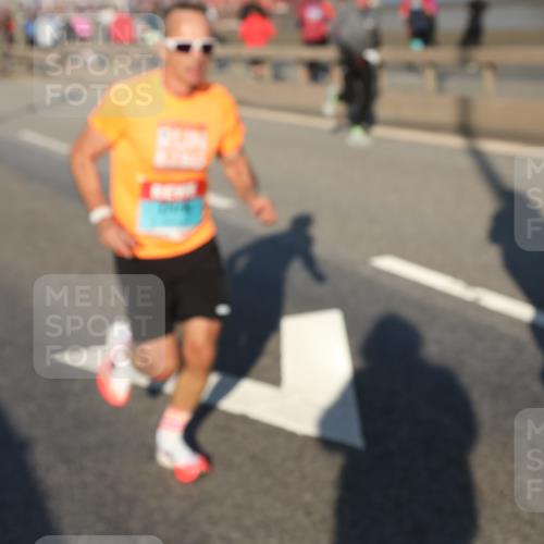 03.10.2025 - Köhlbrandbrückenlauf Yannick Fuchs http://msf.ph/oto/9146004 03.10.2025 08:35:41 Position 2  meine-sportfotos.de