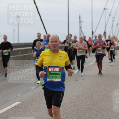 03.10.2025 - Köhlbrandbrückenlauf Jannik Wohlers http://msf.ph/oto/9146048 03.10.2025 15:48:10 Position 1 50, 8873 meine-sportfotos.de