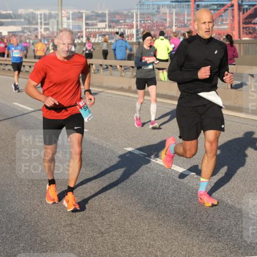 03.10.2025 - Köhlbrandbrückenlauf Yannick Fuchs http://msf.ph/oto/9146118 03.10.2025 08:35:54 Position 2  meine-sportfotos.de