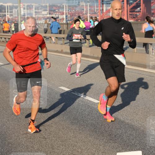 03.10.2025 - Köhlbrandbrückenlauf Yannick Fuchs http://msf.ph/oto/9146121 03.10.2025 08:35:55 Position 2  meine-sportfotos.de