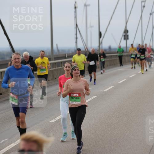 03.10.2025 - Köhlbrandbrückenlauf Jannik Wohlers http://msf.ph/oto/9146136 03.10.2025 15:48:29 Position 1 1343, 7393 meine-sportfotos.de