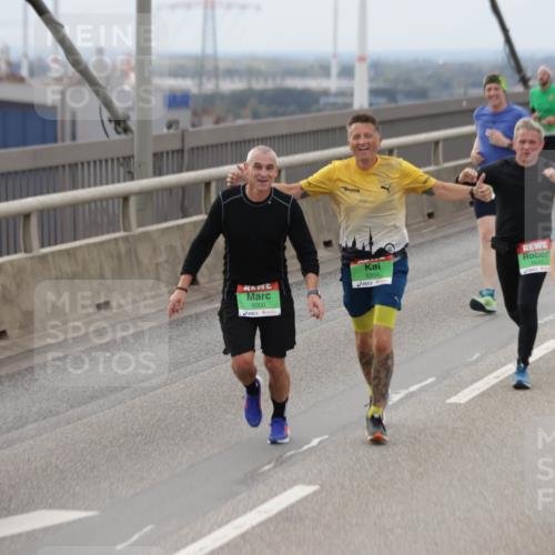 03.10.2025 - Köhlbrandbrückenlauf Jannik Wohlers http://msf.ph/oto/9146266 03.10.2025 15:48:43 Position 1 9300, 9304, 8843, 7488 meine-sportfotos.de