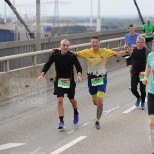03.10.2025 - Köhlbrandbrückenlauf Jannik Wohlers http://msf.ph/oto/9146271 03.10.2025 15:48:43 Position 1 9300, 9304, 7488 meine-sportfotos.de