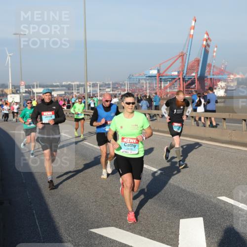 03.10.2025 - Köhlbrandbrückenlauf Yannick Fuchs http://msf.ph/oto/9146273 03.10.2025 08:36:09 Position 2 0, 2819 meine-sportfotos.de