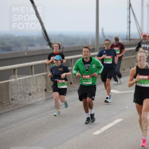 03.10.2025 - Köhlbrandbrückenlauf Jannik Wohlers http://msf.ph/oto/9146304 03.10.2025 15:48:47 Position 1 23227, 7697 meine-sportfotos.de