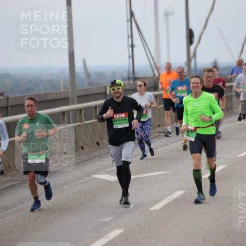 03.10.2025 - Köhlbrandbrückenlauf Jannik Wohlers http://msf.ph/oto/9146375 03.10.2025 15:48:55 Position 1 9624 meine-sportfotos.de