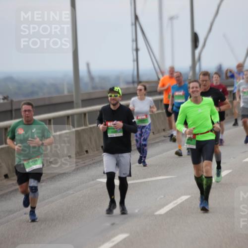 03.10.2025 - Köhlbrandbrückenlauf Jannik Wohlers http://msf.ph/oto/9146382 03.10.2025 15:48:55 Position 1 1487 meine-sportfotos.de