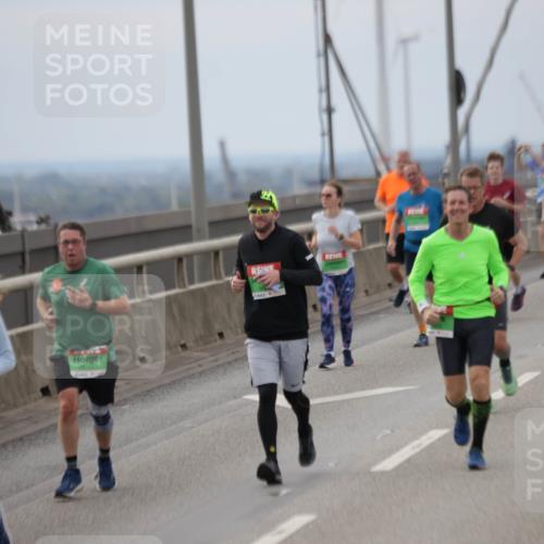 03.10.2025 - Köhlbrandbrückenlauf Jannik Wohlers http://msf.ph/oto/9146386 03.10.2025 15:48:56 Position 1  meine-sportfotos.de