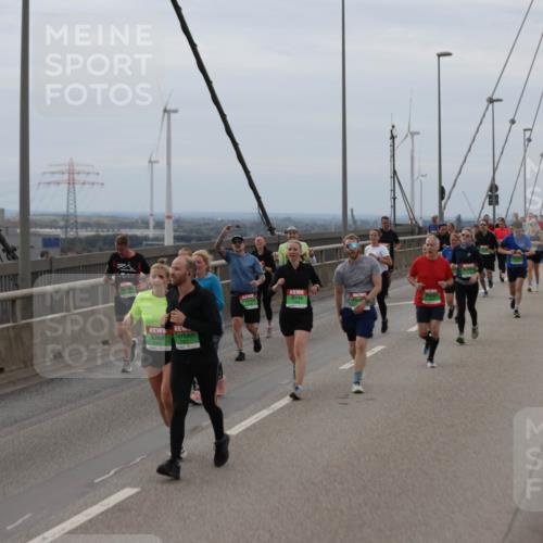 03.10.2025 - Köhlbrandbrückenlauf Jannik Wohlers http://msf.ph/oto/9146482 03.10.2025 15:49:17 Position 1  meine-sportfotos.de