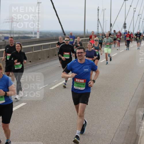 03.10.2025 - Köhlbrandbrückenlauf Jannik Wohlers http://msf.ph/oto/9146597 03.10.2025 15:49:25 Position 1 8983, 9244 meine-sportfotos.de
