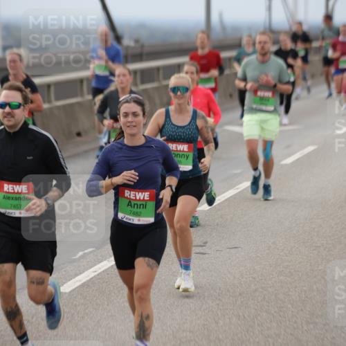 03.10.2025 - Köhlbrandbrückenlauf Jannik Wohlers http://msf.ph/oto/9146614 03.10.2025 15:49:26 Position 1 7457, 7482, 35 meine-sportfotos.de