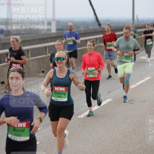 03.10.2025 - Köhlbrandbrückenlauf Jannik Wohlers http://msf.ph/oto/9146632 03.10.2025 15:49:27 Position 1 7482, 7935, 8766 meine-sportfotos.de