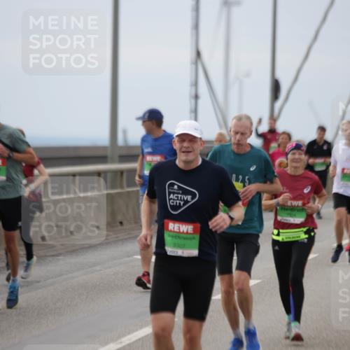 03.10.2025 - Köhlbrandbrückenlauf Jannik Wohlers http://msf.ph/oto/9146647 03.10.2025 15:49:34 Position 1 514, 7814, 9307 meine-sportfotos.de