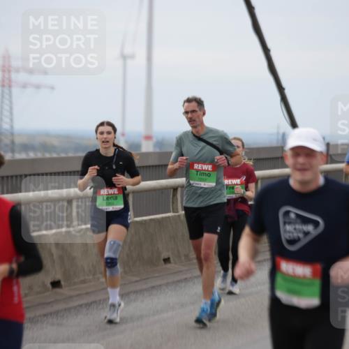 03.10.2025 - Köhlbrandbrückenlauf Jannik Wohlers http://msf.ph/oto/9146663 03.10.2025 15:49:36 Position 1 7252, 7253, 745 meine-sportfotos.de