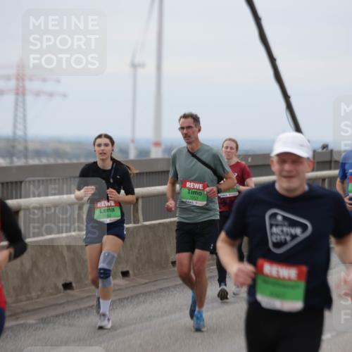 03.10.2025 - Köhlbrandbrückenlauf Jannik Wohlers http://msf.ph/oto/9146667 03.10.2025 15:49:36 Position 1 7252, 7253, 214 meine-sportfotos.de