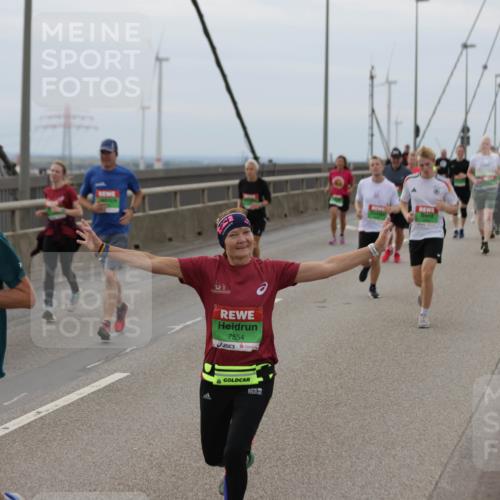 03.10.2025 - Köhlbrandbrückenlauf Jannik Wohlers http://msf.ph/oto/9146693 03.10.2025 15:49:39 Position 1 2025, 9284, 7854 meine-sportfotos.de