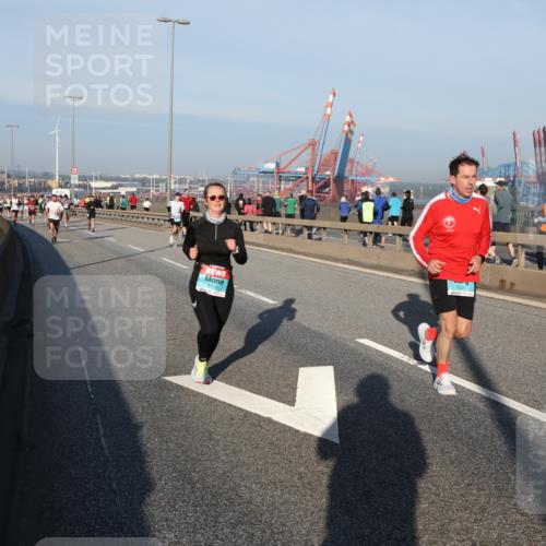 03.10.2025 - Köhlbrandbrückenlauf Yannick Fuchs http://msf.ph/oto/9146694 03.10.2025 08:36:55 Position 2 3174 meine-sportfotos.de