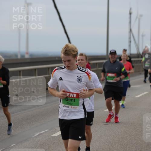 03.10.2025 - Köhlbrandbrückenlauf Jannik Wohlers http://msf.ph/oto/9146723 03.10.2025 15:49:42 Position 1 8962 meine-sportfotos.de