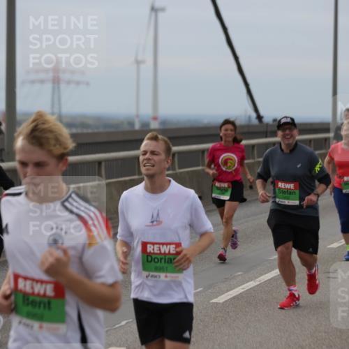 03.10.2025 - Köhlbrandbrückenlauf Jannik Wohlers http://msf.ph/oto/9146740 03.10.2025 15:49:43 Position 1 8764, 8951, 7432 meine-sportfotos.de