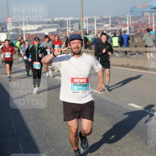 03.10.2025 - Köhlbrandbrückenlauf Yannick Fuchs http://msf.ph/oto/9146762 03.10.2025 08:37:02 Position 2 1271 meine-sportfotos.de