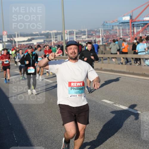 03.10.2025 - Köhlbrandbrückenlauf Yannick Fuchs http://msf.ph/oto/9146764 03.10.2025 08:37:02 Position 2 1271 meine-sportfotos.de