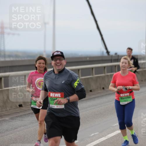 03.10.2025 - Köhlbrandbrückenlauf Jannik Wohlers http://msf.ph/oto/9146766 03.10.2025 15:49:44 Position 1 7663 meine-sportfotos.de