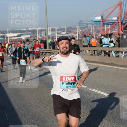 03.10.2025 - Köhlbrandbrückenlauf Yannick Fuchs http://msf.ph/oto/9146770 03.10.2025 08:37:02 Position 2 1271 meine-sportfotos.de