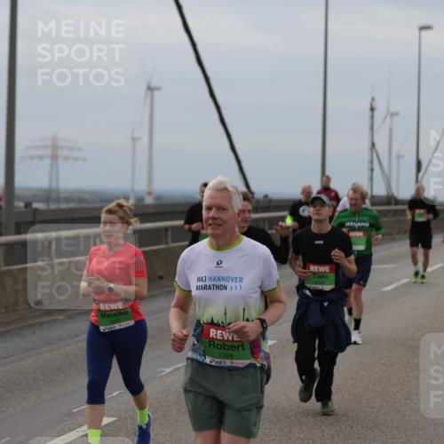 03.10.2025 - Köhlbrandbrückenlauf Jannik Wohlers http://msf.ph/oto/9146794 03.10.2025 15:49:46 Position 1 7663, 7399 meine-sportfotos.de