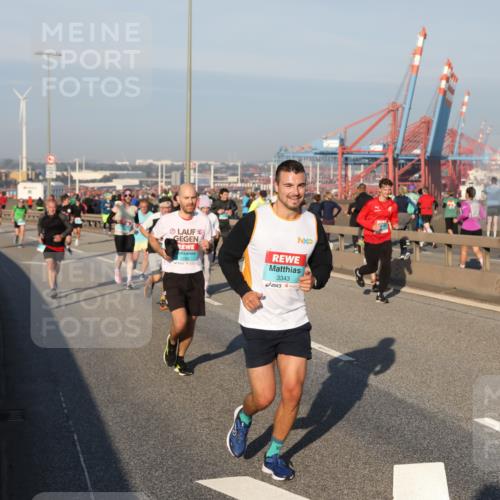 03.10.2025 - Köhlbrandbrückenlauf Yannick Fuchs http://msf.ph/oto/9146851 03.10.2025 08:37:10 Position 2 2788, 3343 meine-sportfotos.de