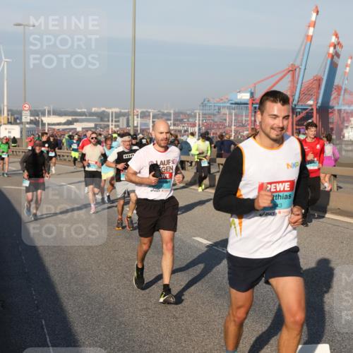 03.10.2025 - Köhlbrandbrückenlauf Yannick Fuchs http://msf.ph/oto/9146859 03.10.2025 08:37:10 Position 2 343 meine-sportfotos.de