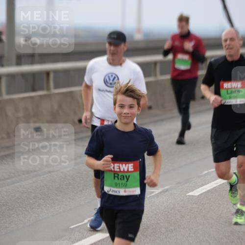 03.10.2025 - Köhlbrandbrückenlauf Jannik Wohlers http://msf.ph/oto/9146864 03.10.2025 15:49:52 Position 1 9159, 9486 meine-sportfotos.de