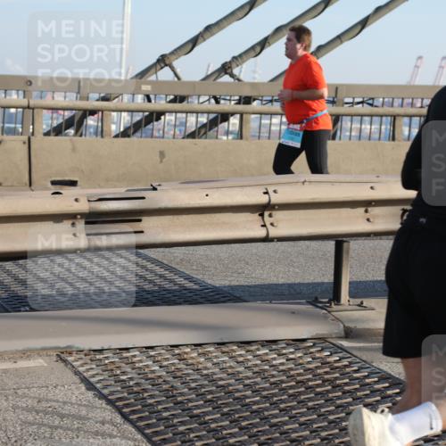 03.10.2025 - Köhlbrandbrückenlauf Yannick Fuchs http://msf.ph/oto/9146906 03.10.2025 08:37:22 Position 2  meine-sportfotos.de