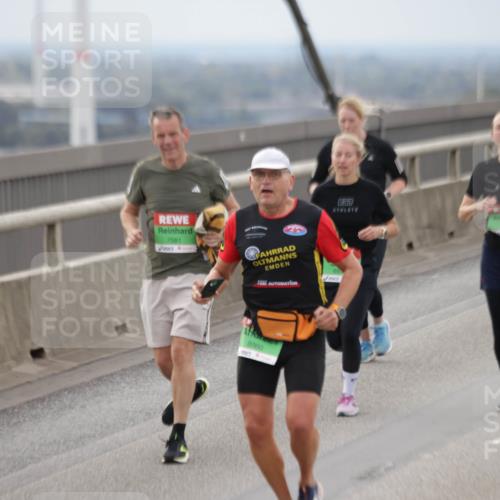 03.10.2025 - Köhlbrandbrückenlauf Jannik Wohlers http://msf.ph/oto/9146935 03.10.2025 15:50:01 Position 1 511, 7581, 8960 meine-sportfotos.de