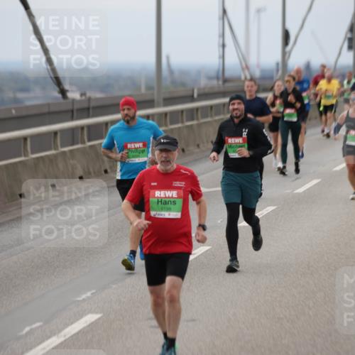 03.10.2025 - Köhlbrandbrückenlauf Jannik Wohlers http://msf.ph/oto/9146965 03.10.2025 15:50:03 Position 1 970, 9198 meine-sportfotos.de