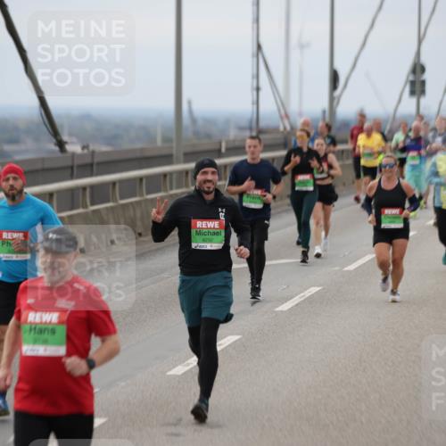 03.10.2025 - Köhlbrandbrückenlauf Jannik Wohlers http://msf.ph/oto/9146973 03.10.2025 15:50:05 Position 1 8292 meine-sportfotos.de