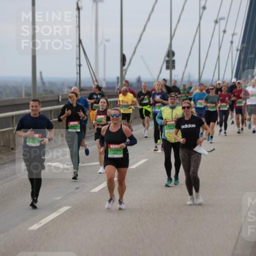 03.10.2025 - Köhlbrandbrückenlauf Jannik Wohlers http://msf.ph/oto/9146994 03.10.2025 15:50:06 Position 1  meine-sportfotos.de