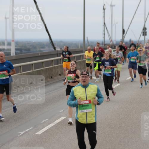 03.10.2025 - Köhlbrandbrückenlauf Jannik Wohlers http://msf.ph/oto/9147034 03.10.2025 15:50:12 Position 1 9080 meine-sportfotos.de