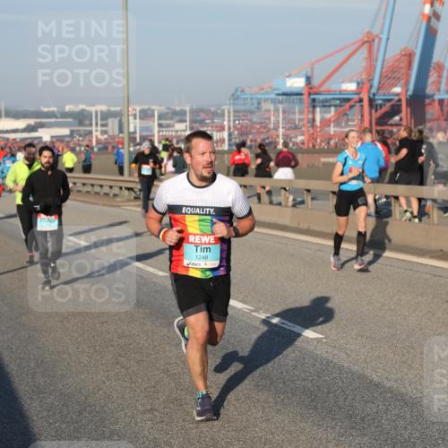 03.10.2025 - Köhlbrandbrückenlauf Yannick Fuchs http://msf.ph/oto/9147101 03.10.2025 08:37:53 Position 2 1248 meine-sportfotos.de