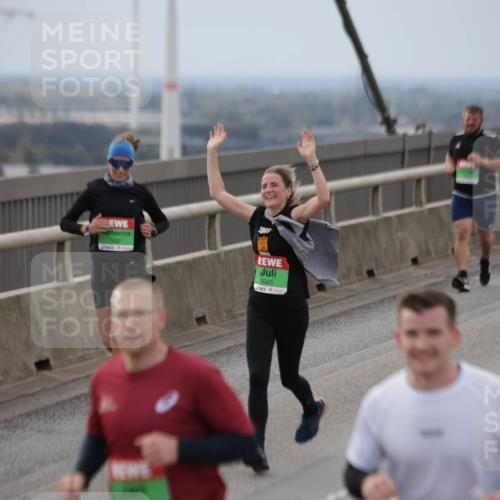 03.10.2025 - Köhlbrandbrückenlauf Jannik Wohlers http://msf.ph/oto/9147329 03.10.2025 15:50:36 Position 1 7492, 2015, 9325 meine-sportfotos.de