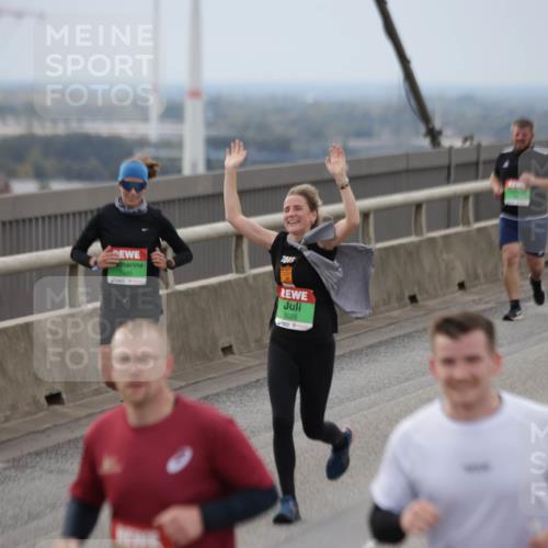 03.10.2025 - Köhlbrandbrückenlauf Jannik Wohlers http://msf.ph/oto/9147330 03.10.2025 15:50:36 Position 1 2016, 9325 meine-sportfotos.de