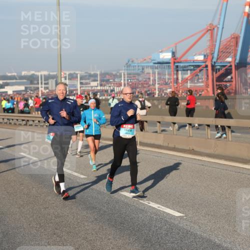 03.10.2025 - Köhlbrandbrückenlauf Yannick Fuchs http://msf.ph/oto/9147375 03.10.2025 08:38:23 Position 2  meine-sportfotos.de