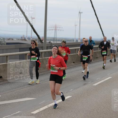 03.10.2025 - Köhlbrandbrückenlauf Jannik Wohlers http://msf.ph/oto/9147466 03.10.2025 15:50:56 Position 1  meine-sportfotos.de