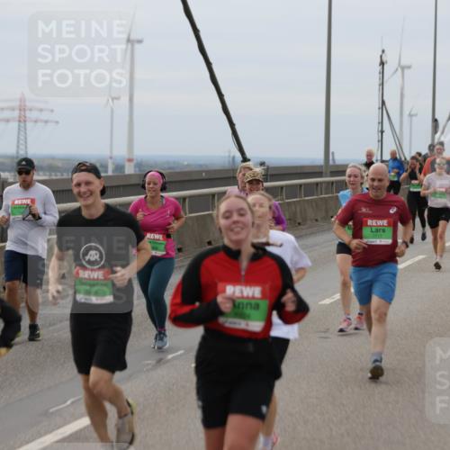 03.10.2025 - Köhlbrandbrückenlauf Jannik Wohlers http://msf.ph/oto/9147508 03.10.2025 15:51:01 Position 1 640, 7717 meine-sportfotos.de