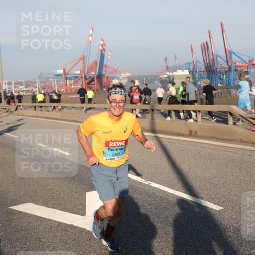 03.10.2025 - Köhlbrandbrückenlauf Yannick Fuchs http://msf.ph/oto/9147512 03.10.2025 08:38:35 Position 2 3495 meine-sportfotos.de