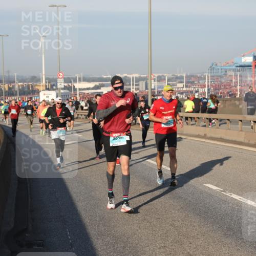 03.10.2025 - Köhlbrandbrückenlauf Yannick Fuchs http://msf.ph/oto/9147531 03.10.2025 08:38:37 Position 2 3118 meine-sportfotos.de