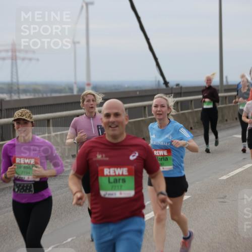 03.10.2025 - Köhlbrandbrückenlauf Jannik Wohlers http://msf.ph/oto/9147537 03.10.2025 15:51:03 Position 1 7194, 7717, 92 meine-sportfotos.de