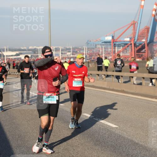 03.10.2025 - Köhlbrandbrückenlauf Yannick Fuchs http://msf.ph/oto/9147551 03.10.2025 08:38:38 Position 2 3118, 1219 meine-sportfotos.de